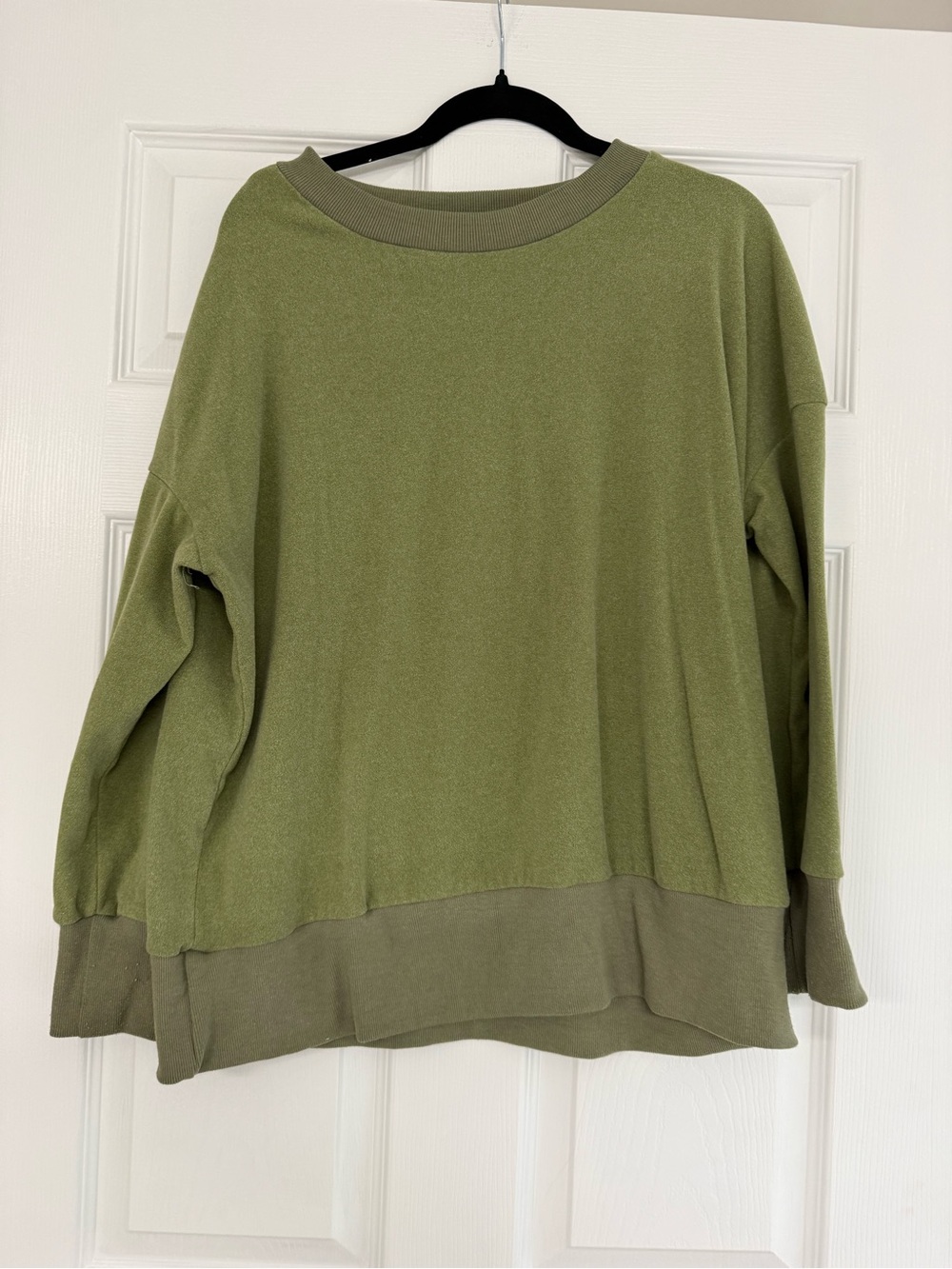 Relaxed Olive Green Women’s Pullover Top